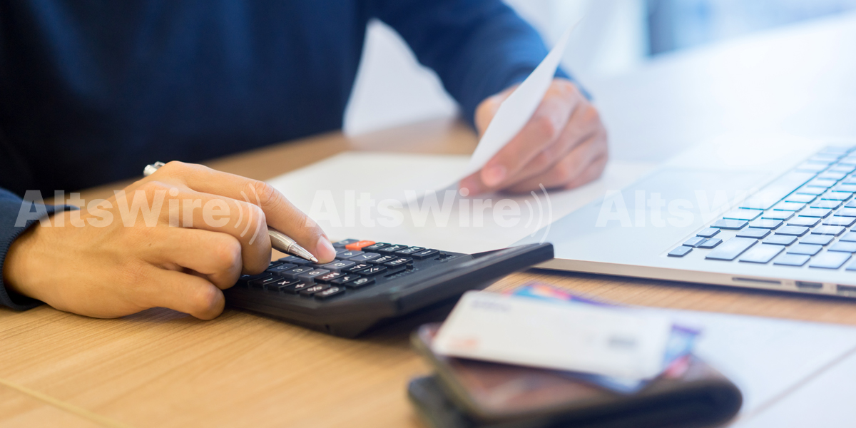 Merrill Lynch Ordered to Pay $3.6M Over Alts Feeder Funds’ ‘Layers of Fees’