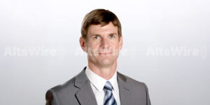 Apollo Names Invesco Vet Bert Crouch to Lead Real Estate Equity ...
