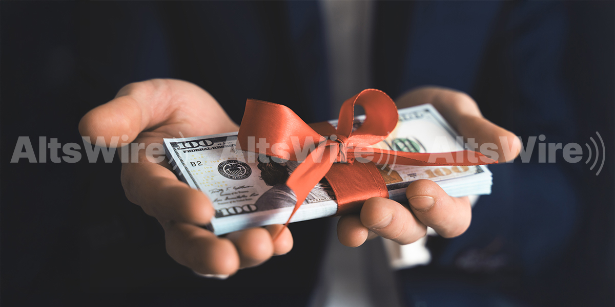 SEC Approves Tripling Annual Gift Limit to $300