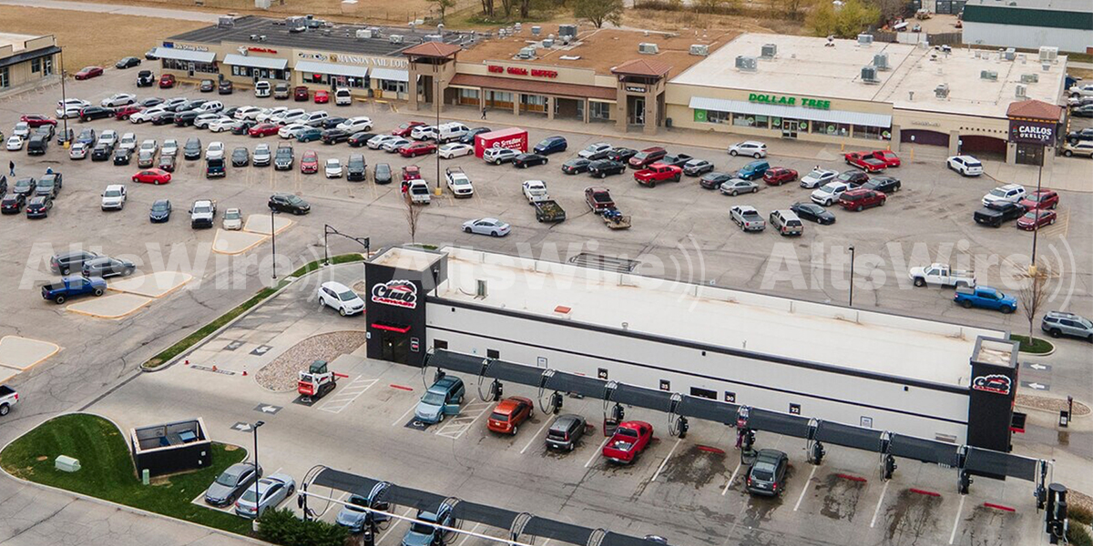 Cove Capital Acquires Wichita Retail Center for DST Offering Targeting $12.9M in Equity