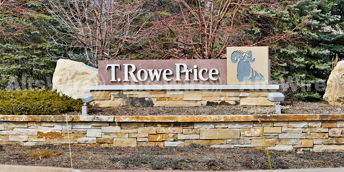 T. Rowe Price OHA’s OCREDIT Posts $3B Portfolio, Routine Tender Amid Sector Stress