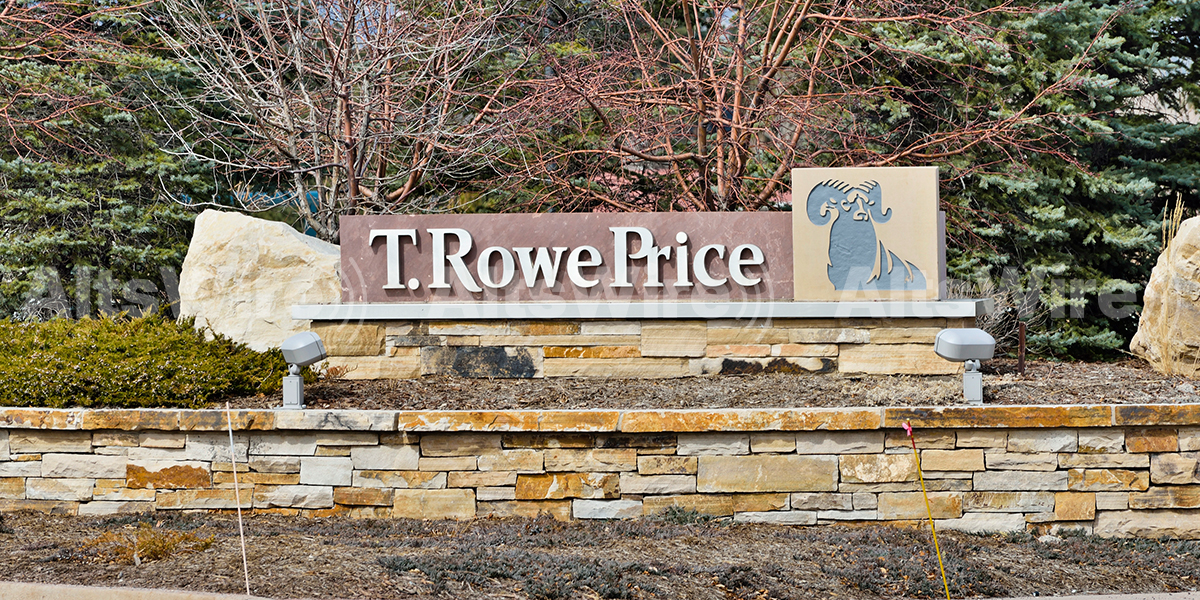 T. Rowe Price OHA's OCREDIT Prices $400M Unsecured Notes, Extends Debt Maturities to 2031