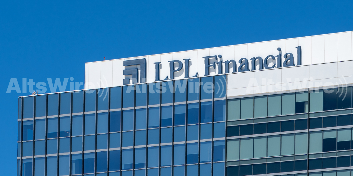LPL Trims Commonwealth Asset Retention Estimate to 83% From 90%
